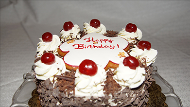 Schwarzwaelder Kirschtorte bestellen